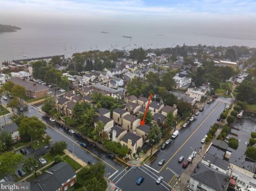 11 Revere Ct, Trenton NJ 08628-3610 exterior