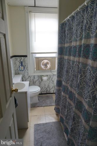 1851 Cambria St, Philadelphia PA 19134-3519 exterior