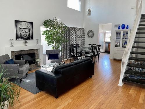 4323 Capistrano Dr, Dallas TX 75287-4001 exterior