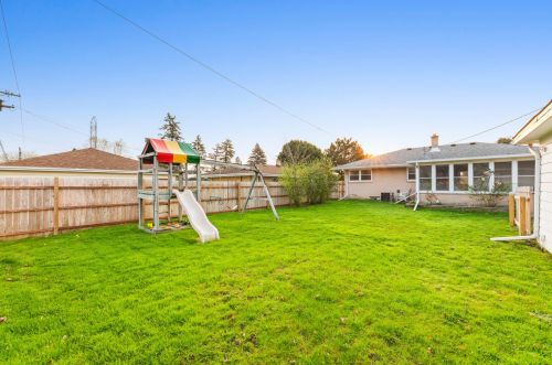 4159 63, Milwaukee WI 53216-1242 exterior