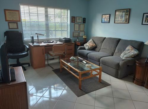 5819 Parkwalk Cir, Boynton Beach FL 33472-2317 exterior