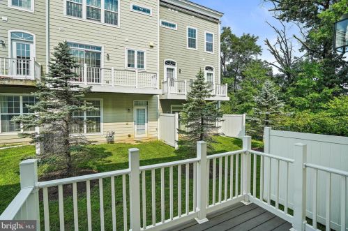 2139 Little Sorrel Way, Silver Spring MD 20902-2893 exterior