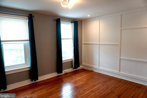 215 13 St, Chester PA 19013-3937 exterior