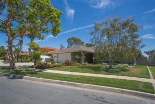 13792 Palace Way, Tustin, CA 92780-1843