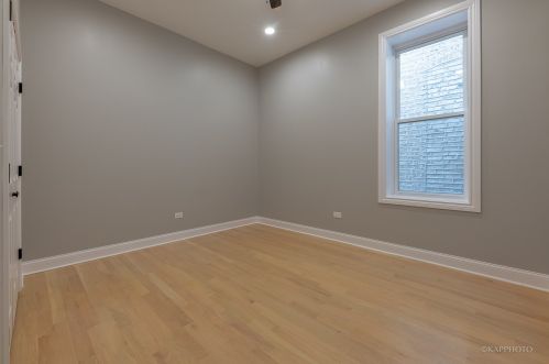 1239 Rockwell St, Chicago IL  60622-2862 exterior