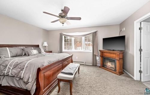 3711 Linda Rd, Duluth MN 55811-4315 exterior