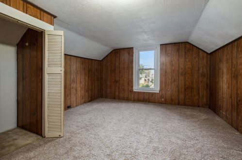 1154 Sanford St, Meskegon MI 49441-2152 exterior