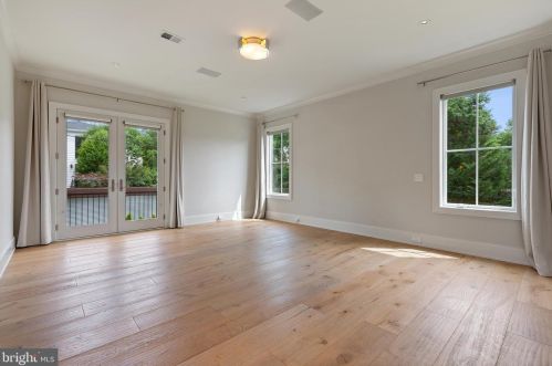 4929 Sherier Pl, Washington DC  20016-3319 exterior