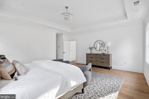 5805 Beech Ave, Bethesda MD  20817-3407 exterior