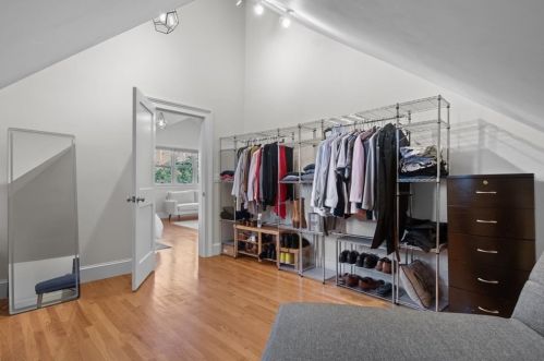 11 Robinwood Ave, Boston MA 02130-2127 exterior