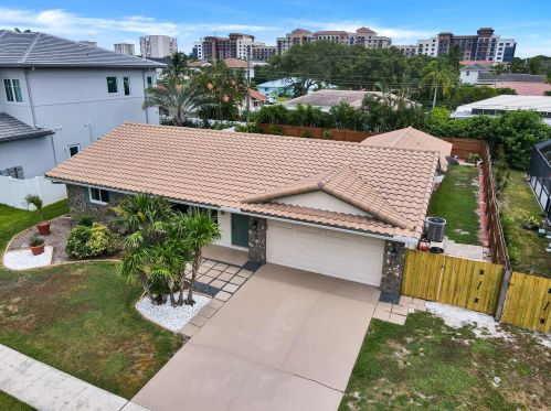 320 3 Ct, Boca Raton FL 33432-4032 exterior