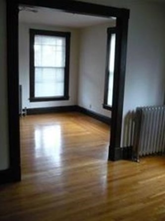 15 Avondale Ave, West Springfield MA  01089-2662 exterior