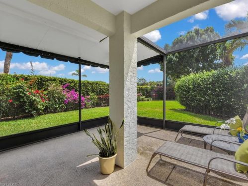 762 Reef Pt Cir, Naples FL 34108-8776 exterior