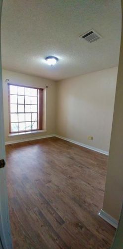 2305 Dowd Ln, Austin TX  78728-6715 exterior