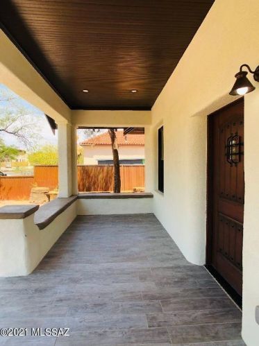 828 7th St, Tucson AZ  85719-5360 exterior