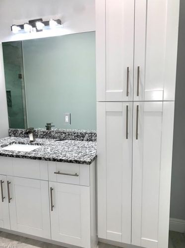 898 10 St, Naples FL 34117-2221 exterior