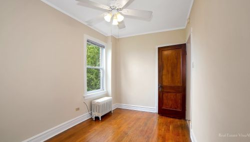 5442 Ludlam Ave, Chicago IL 60630-1413 exterior