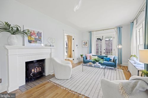 38 Hickory Ave, Silver Spring, MD 20912-4622