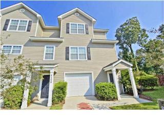 4107 Perrine St, Charleston, SC 29414-6076