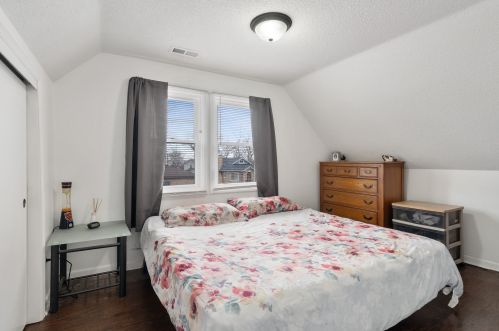 411 Poplar St, Waukegan IL 60085-3818 exterior