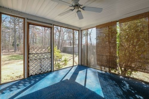 119 Bridle Path Rd, Springfield MA 01118-1846 exterior