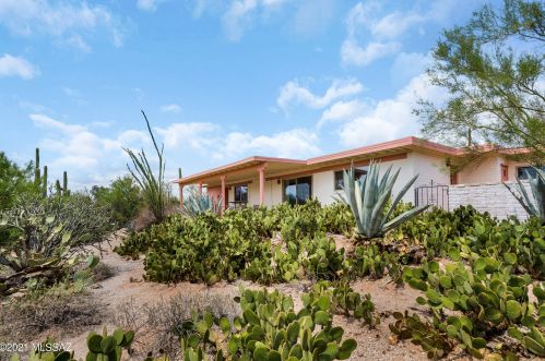 6521 Calle Padre Felipe, Tucson AZ  85718-1904 exterior