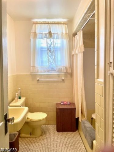 899 Chancellor Ave, Irvington NJ 07111-1214 exterior