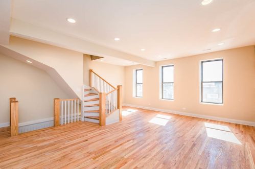 1630 Cermak Rd, Chicago IL 60623-2902 exterior