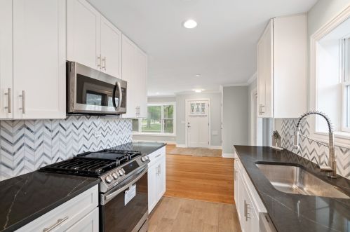 774 Fairfield Ave, Elmhurst IL  60126-4709 exterior