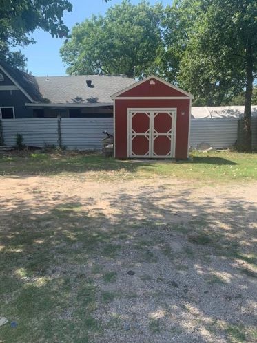 2353 Echo Lk Dr, Dallas TX 75253-3719 exterior