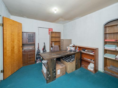 2263 Leigh Ave, Kalamazoo MI 49048-1140 exterior