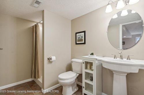 4406 Carmine Ct, Dewitt MI 48820-9183 exterior