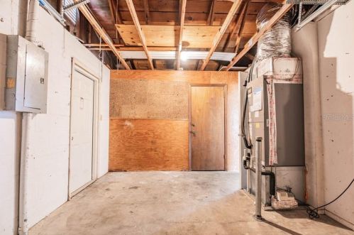 9737 Morehead Ln, Port Richey FL  34668-4233 exterior