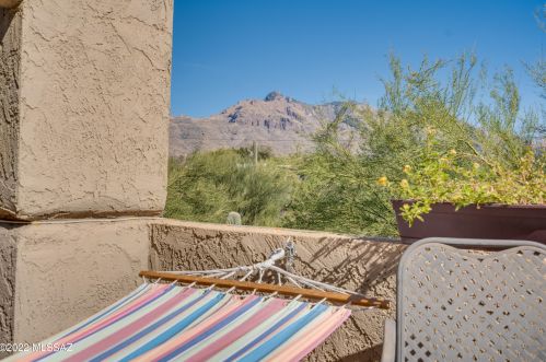 840 Placita Del Mirador, Tucson AZ  85718-1957 exterior