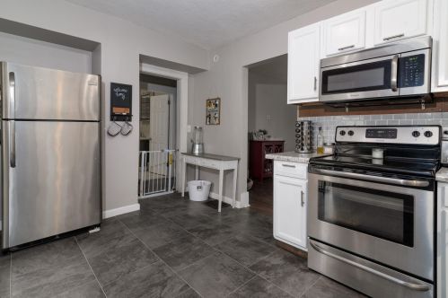 461 Park St, Grand Rapids MI 49525-2581 exterior