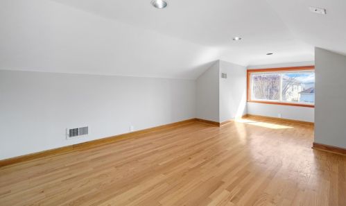 2312 Moody Ave, Chicago IL 60638-3545 exterior