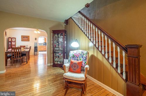 739 Charlotte St, Pottstown PA 19464-5947 exterior