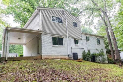 2957 Eleanor Ter, Atlanta GA  30318-6078 exterior