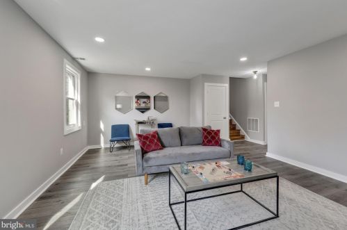 14409 Butternut Ct, Rockville MD 20853-2324 exterior