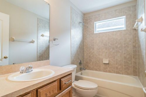 5706 Butterfield St, Riverview FL 33578-3733 exterior