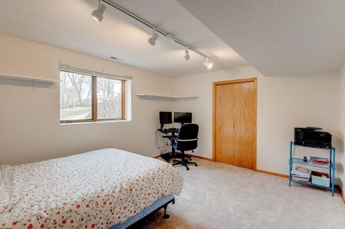 4241 Daniel Dr, Saint Paul MN exterior