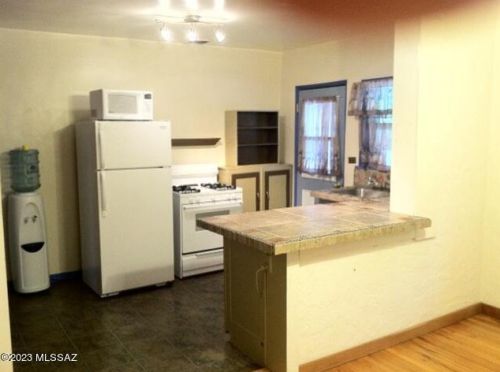 1009 Water St, Tucson, AZ 85719-3074