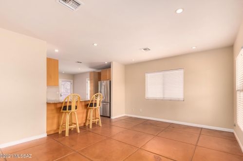 923 Arcadia Ave, Tucson AZ  85711-1208 exterior