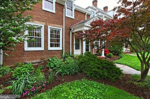 4223 36th St, Arlington VA  22206-1807 exterior