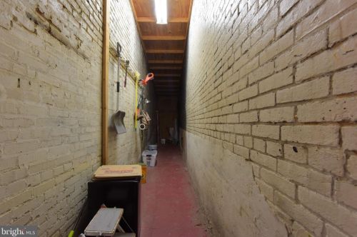 1424 10 St, Washington DC 20001-3214 exterior