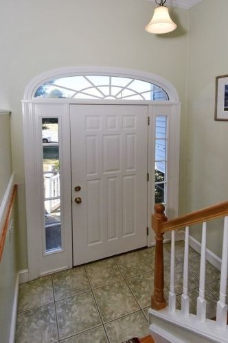 56 Reservoir Dr, Danvers MA 01923-1243 exterior