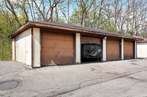 6265 Port Ave, Milwaukee WI  53223-4119 exterior