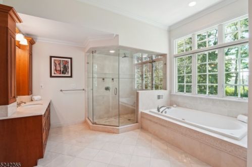 40 Linden Ln, Chatham Township NJ 07928-1654 exterior