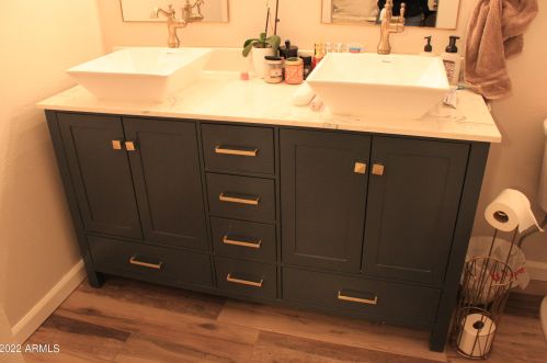 10215 26th St, Phoenix AZ 85050-1906 exterior