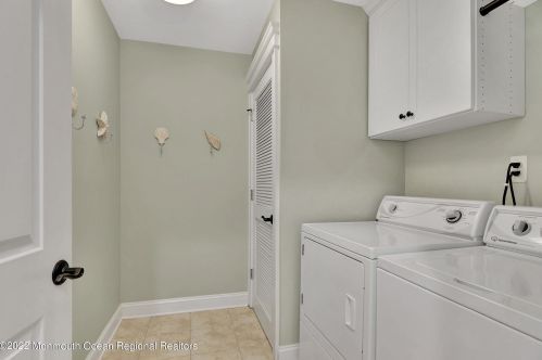 54 Baltimore Ave, Point Pleasant Beach NJ 08742-2602 exterior